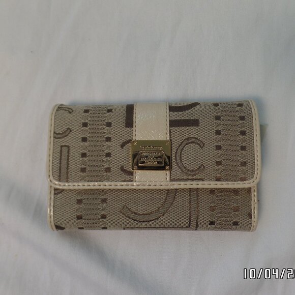 Liz Claiborne Trifold Wallet Camel New With Tag Heritage Mosaic - Picture 1 of 13